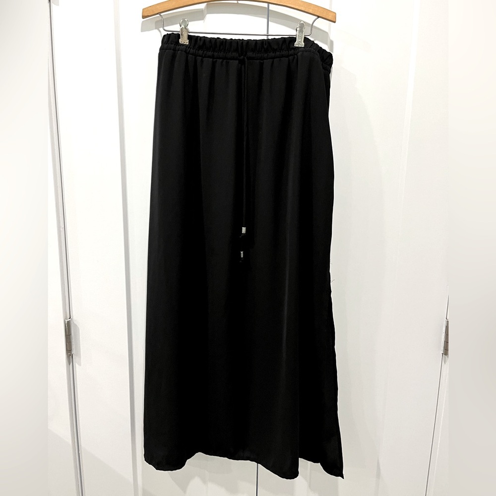 Maxi black skirt